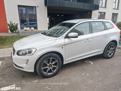 Second-hand Volvo XC60 Ocean Race 181 CP (133 kW) 2014 Culoarealb SUV