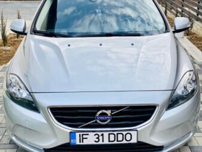 second-hand Volvo V40 2014 1.6 D2 115 CP