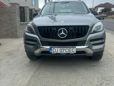Utilizat 2013 Mercedes ML270 SUV | 17.000 EUR