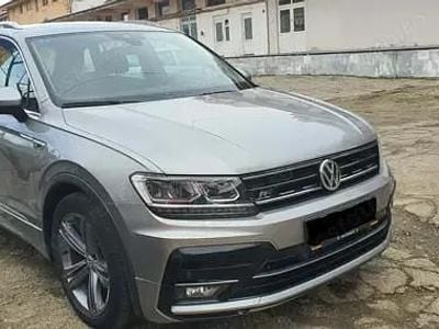Gri Utilizat 2018 VW Tiguan R-line SUV | 13.300 EUR (Super Preț)