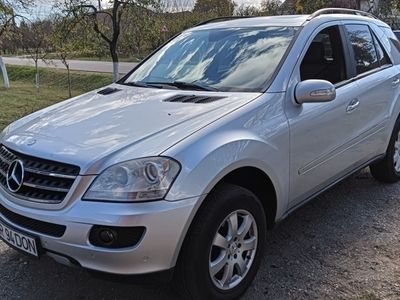 Mercedes ML320