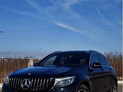 Second-hand Mercedes GLC250 204 CP (150 kW) 2016 Culoarenegru SUV