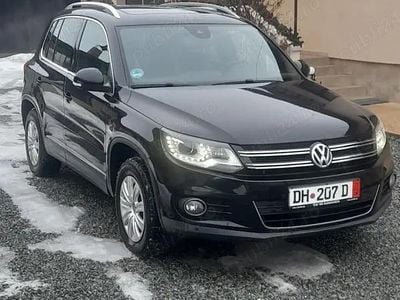 Negru Second-hand 2014 VW Tiguan Life SUV | 11.880 EUR (Preț OK)