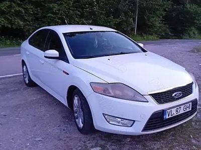 Utilizat 2010 Ford Mondeo Berlinǎ | 3.000 EUR (Preț bun)
