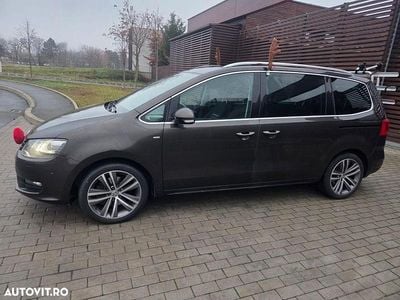 Culoaremaro Utilizat 2015 VW Sharan Highline Monovolum | 11.900 EUR (Preț OK)