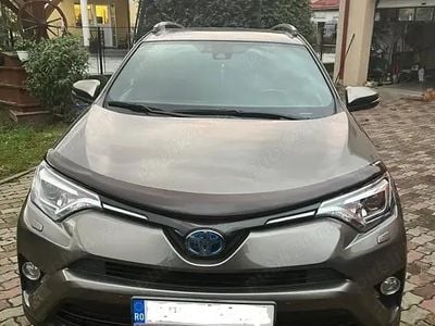Second-hand Toyota RAV4 Hybrid Executive 197 CP (144 kW) 2018 SUV