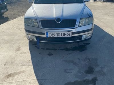 Gri Second-hand 2006 Skoda Octavia Berlinǎ | 2.400 EUR (Preț OK)