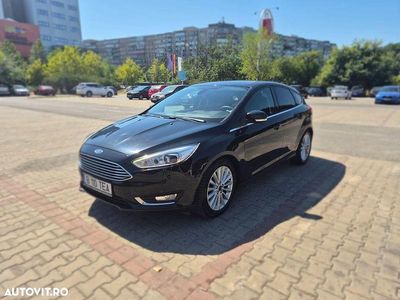 Culoarenegru Utilizat 2017 Ford Focus Titanium Hatchback | 11.350 EUR (Puțin scump)