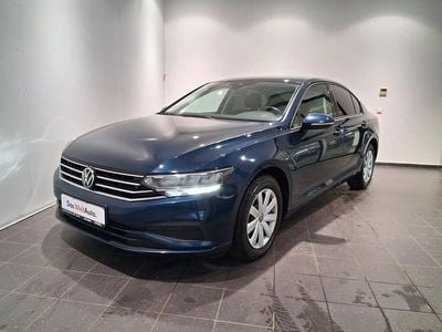 Albastru mediu normal Utilizat 2021 VW Passat Trendline | 16.900 EUR (Super Preț)