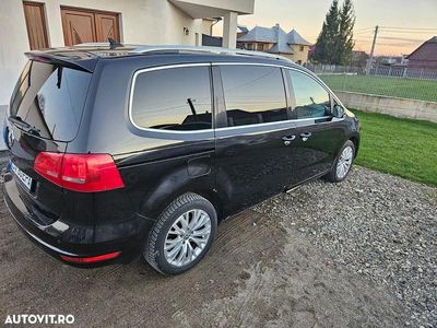 Culoarenegru Second-hand 2013 VW Sharan Monovolum | 7.200 EUR