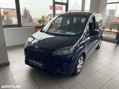 second-hand Ford Tourneo Courier 1.5 TDCi Trend 2018 · 148 290 km · 1 498 cm3 · Diesel