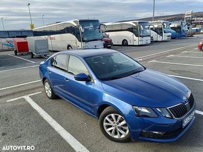 Culoarealbastru Utilizat 2018 Skoda Octavia Ambition Berlinǎ | 10.950 EUR (Super Preț)