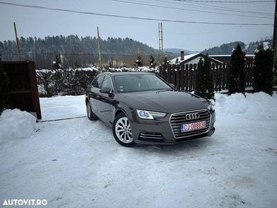 Second-hand Audi A4 Sport 170 CP (125 kW) 2018 Culoaremaro Break