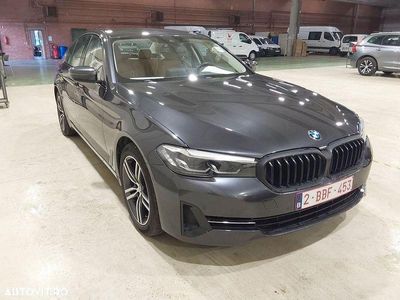 BMW 518