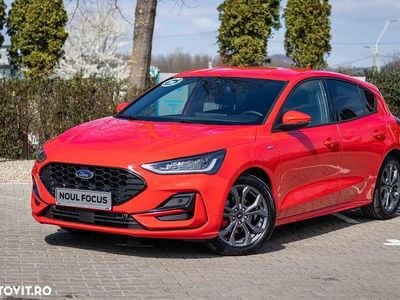 Rosu Utilizat 2024 Ford Focus ST-Line X Hatchback | 23.595 EUR