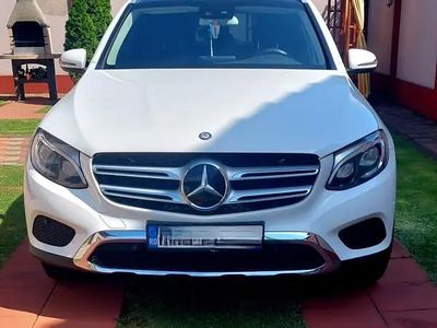 Alb Utilizat 2017 Mercedes GLC250 SUV | 19.600 EUR (Preț bun)