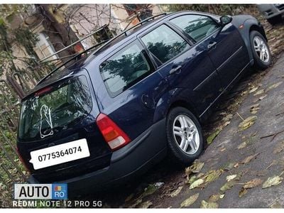 Albastru Utilizat 2002 Ford Focus Break | 670 EUR (Super Preț)