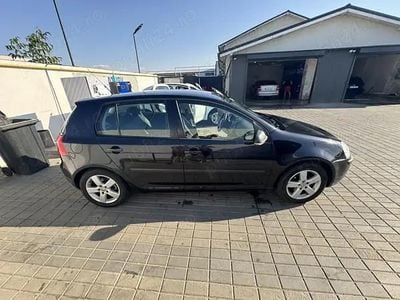 VW Golf V