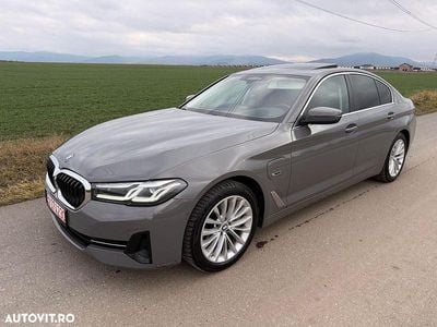 Culoaregri Utilizat 2021 BMW 545e Luxury Line Berlinǎ | 35.000 EUR