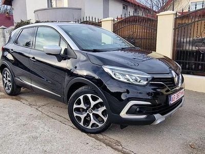 Second-hand Renault Captur Intens 90 CP (66 kW) 2018 Culoarenegru SUV