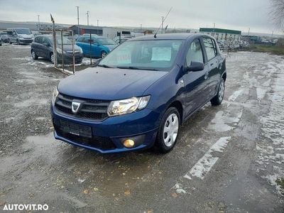 Second-hand Dacia Sandero 75 CP (55 kW) 2016 Culoarealbastru