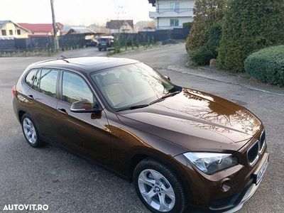 Second-hand BMW X1 Sport Line 184 CP (135 kW) 2015 Culoaremaro SUV