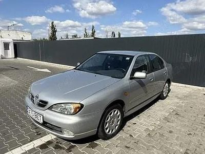Gri Utilizat 2000 Nissan Primera Comfort Berlinǎ | 1.500 EUR