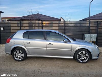 second-hand Opel Signum 1.9 DTH Cosmo Aut