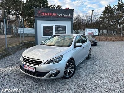 Second-hand Peugeot 308 Allure 125 CP (91 kW) 2014 Culoareargint Hatchback