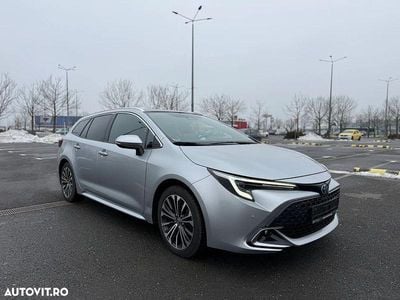 Culoareargint Second-hand 2023 Toyota Corolla Plus Break | 34.200 EUR (Scump)