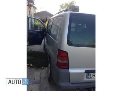 Second-hand Mercedes Vito 102 CP (75 kW) 2001 Gri Van