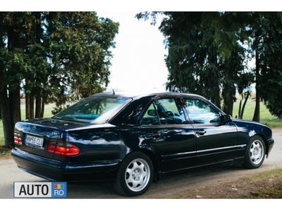 second-hand Mercedes E220 