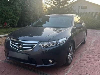 Culoarenegru Utilizat 2014 Honda Accord Executive Berlinǎ | 10.200 EUR