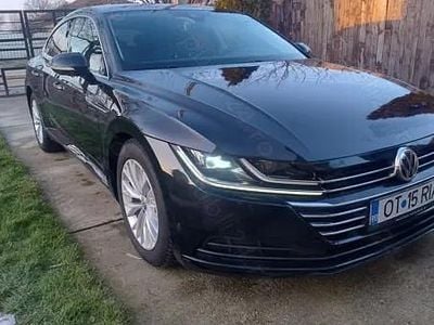 Second-hand VW Arteon 190 CP (139 kW) 2018 Culoarenegru Hatchback