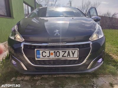 second-hand Peugeot 208 Blue-HDi 100 Stop&Start Allure