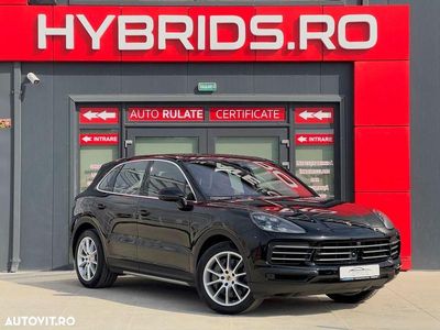Culoarenegru Utilizat 2020 Porsche Cayenne S SUV | 65.000 EUR (Scump)