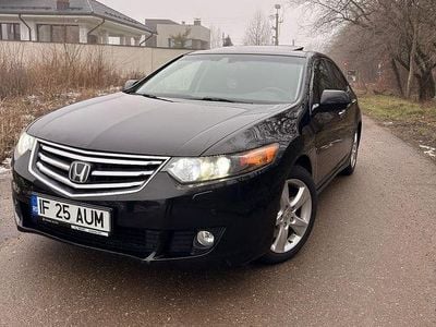 Second-hand Honda Accord Executive 200 CP (147 kW) 2008 Culoarenegru Berlinǎ