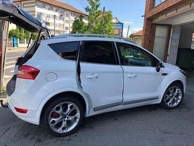 Second-hand Ford Kuga Individual 163 CP (119 kW) 2011 Culoarealb SUV