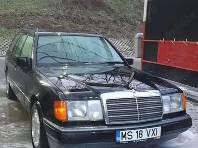 Utilizat 1990 Mercedes 300 Break | 6.600 EUR