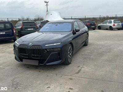 Second-hand BMW 750L Executive 450 CP (330 kW) 2023 Culoarealbastru Berlinǎ