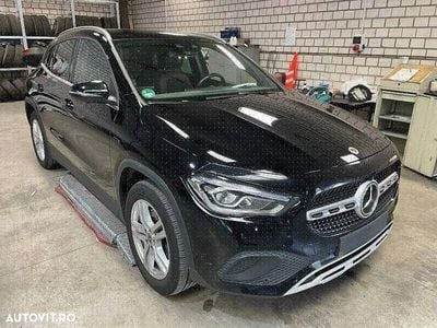 Mercedes GLA250