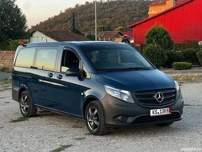 Second-hand Mercedes Vito 136 CP (100 kW) 2019 Albastru Van