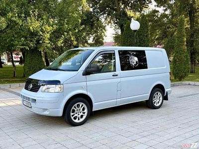 Gri Utilizat 2009 VW T5 Van | 9.250 EUR