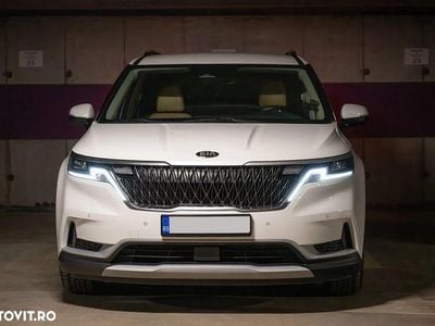 Second-hand Kia Carnival 200 CP (147 kW) 2020 Culoarealb Monovolum