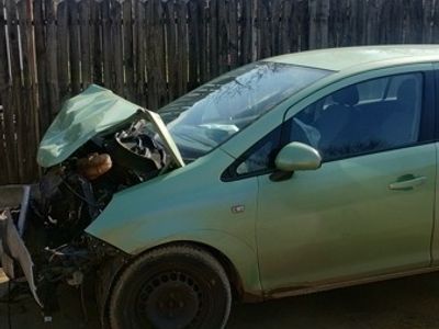 second-hand Opel Corsa D avariat frontal 1.4 benzina 2010 inmatriculat