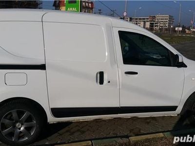 Alb Utilizat 2015 Dacia Dokker Monovolum | 5.500 EUR