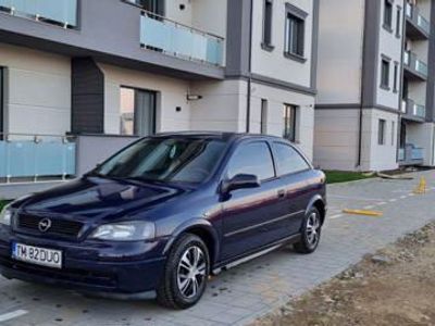 second-hand Opel Astra 1.2 benzina