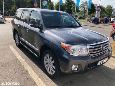 second-hand Toyota Land Cruiser 4.5 D-4D V8 Luxury