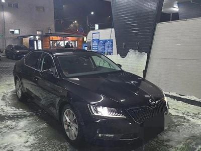 Culoarenegru Utilizat 2019 Skoda Superb Style Berlinǎ | 15.000 EUR (Super Preț)