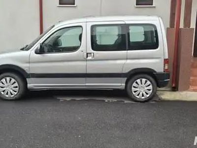 Utilizat 2006 Peugeot Partner Monovolum | 3.000 EUR
